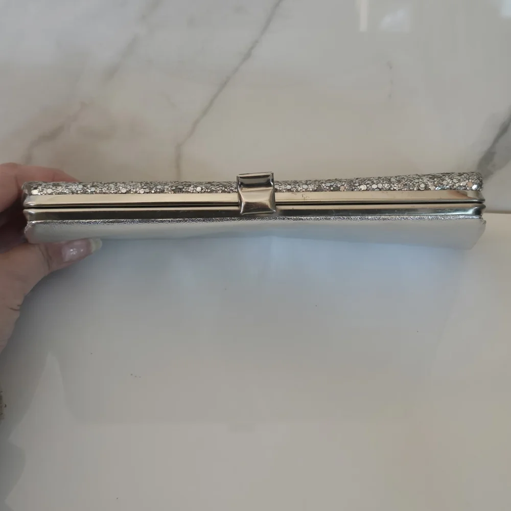 Silver Clutch | Metallic Glitter Vintage purse silver clasp chain strap